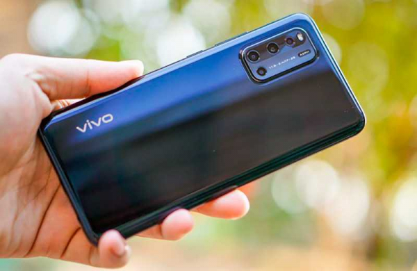 Обзор Vivo V19: симпатичный и долгожданный смартфон