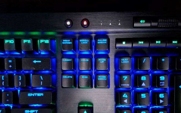 Обзор Corsair K70 RGB Rapidfire: быстрая и настраиваемая клавиатура для геймеров