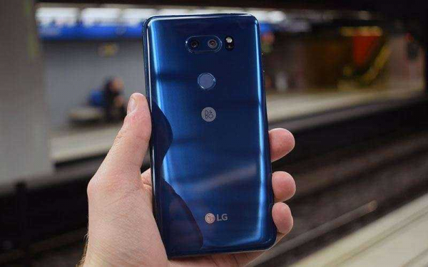 LG V30S ThinQ — Обзор отличного, но бессмысленного телефона