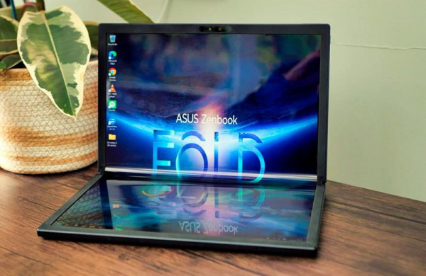 Обзор Asus Zenbook 17 Fold OLED: возможное будущее ноутбуков со складным экраном