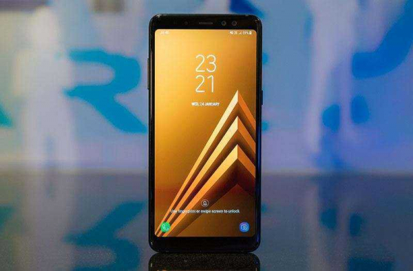 Обзор Samsung Galaxy A8 Plus: середнячок с премиум дизайном