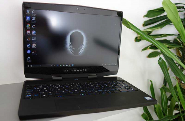 Обзор Alienware m15 серьёзного игрового ноутбука