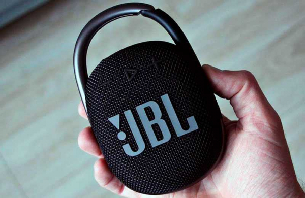 Обзор JBL Clip 4: очень портативной Bluetooth-колонки