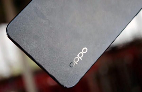 Обзор Oppo Reno 8 5G: нового смартфона со старыми предрассудками