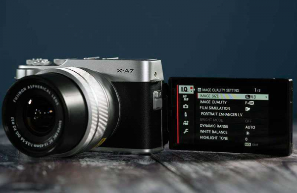 Обзор Fujifilm X-A7: компактной и почти идеальной камеры новичка