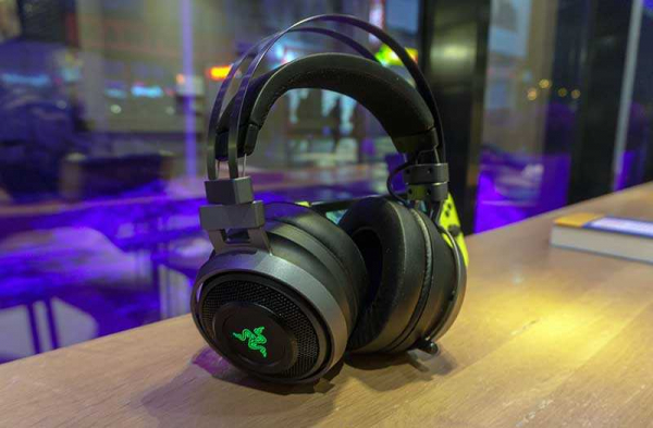 Обзор Razer Nari Ultimate наушников, вибрирующих лучше DualShock