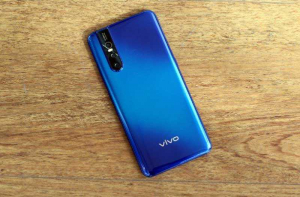 Обзор Vivo V15 Pro: отличный экран и невероятные камеры