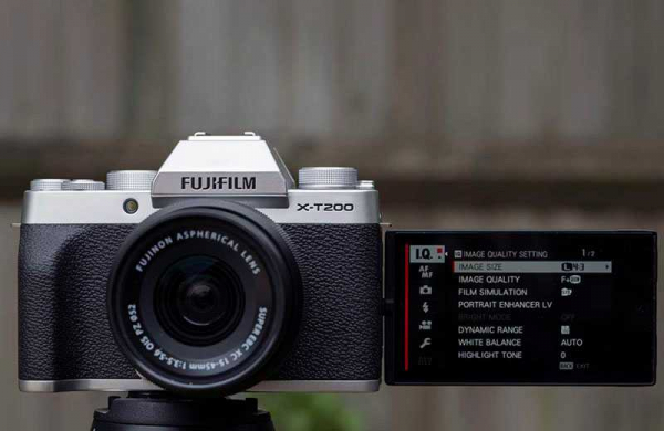 Обзор Fujifilm X-T200: забавная беззеркальная камера начального уровня