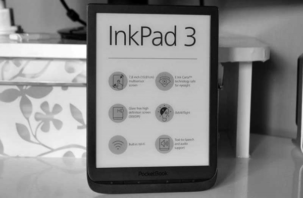 Обзор PocketBook InkPad 3: большая читалка с подсветкой