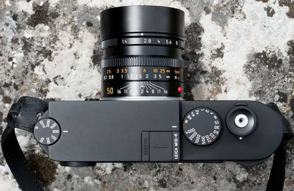 Обзор Leica M10-R: классический дизайн и качественные фотоснимки