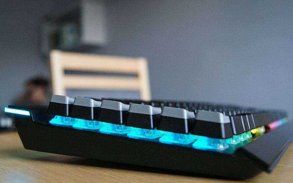 Corsair K95 RGB PLATINUM – Обзор моей новой любимой игровой клавиатуры