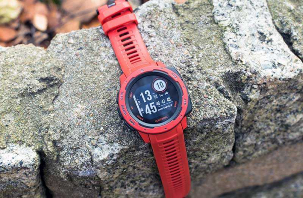 Обзор Garmin Instinct: спортивные часы с инстинктом