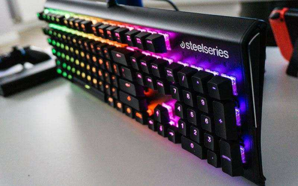 Обзор SteelSeries Apex M750 — Моя первая клавиатура с механическими ключами QX2