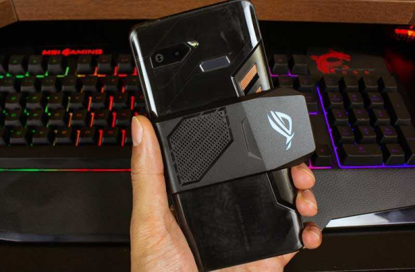 Обзор Asus ROG Phone почти идеального смартфона для игр