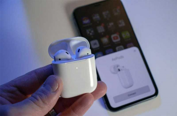 Обзор Apple AirPods 2: популярных наушников нового поколения