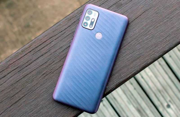 Обзор Motorola Moto G10: не самого хорошего смартфона из доступных