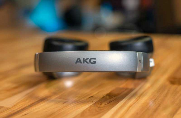 Обзор AKG N700NC одних из лучших наушников в классе